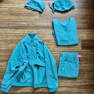 FIGS scrubs hydro green fit pack- NEVER WORN!
